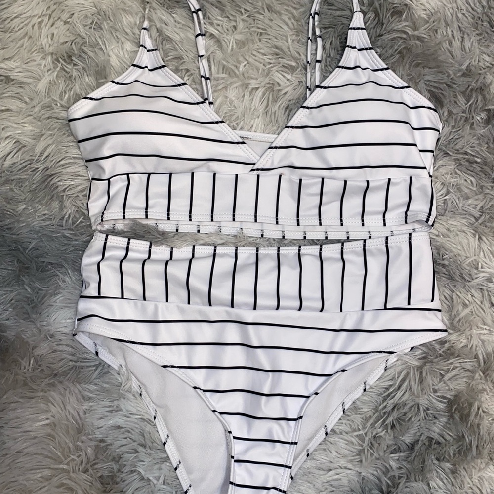 Swim suit
